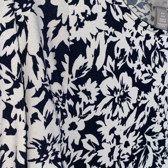 H&M ladies size medium top excellent condition - Picture 4 of 5